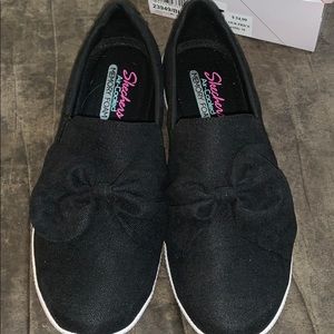 Skechers slip on